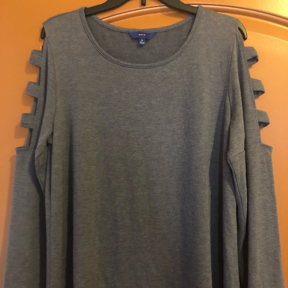 Apt.9 top